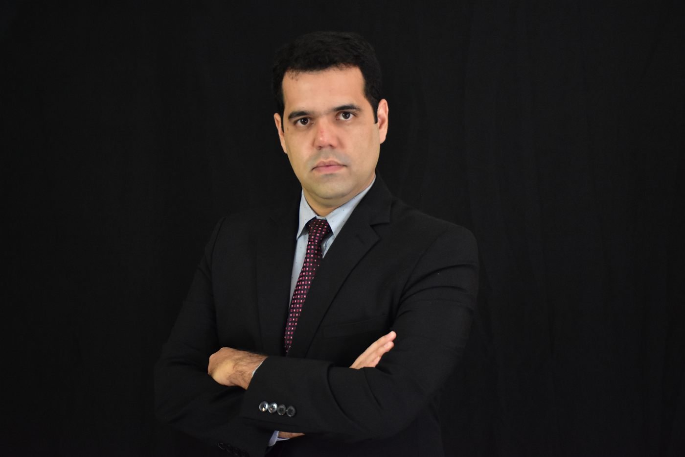 Dr. Lucas Couto